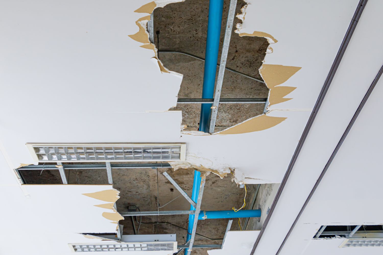 Understanding the Risks of Plumbing Water Damage